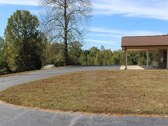 4th image of 2837 Dodson Dr