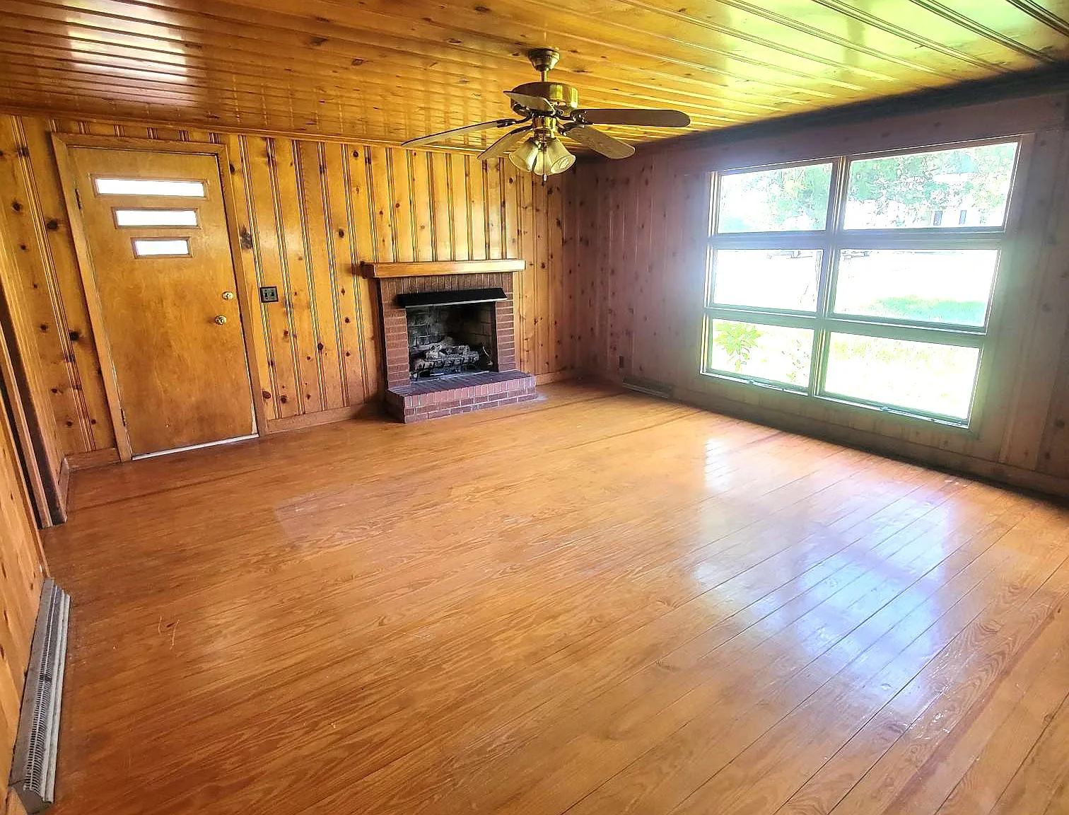 3 bed, $1,295 — Photo 3