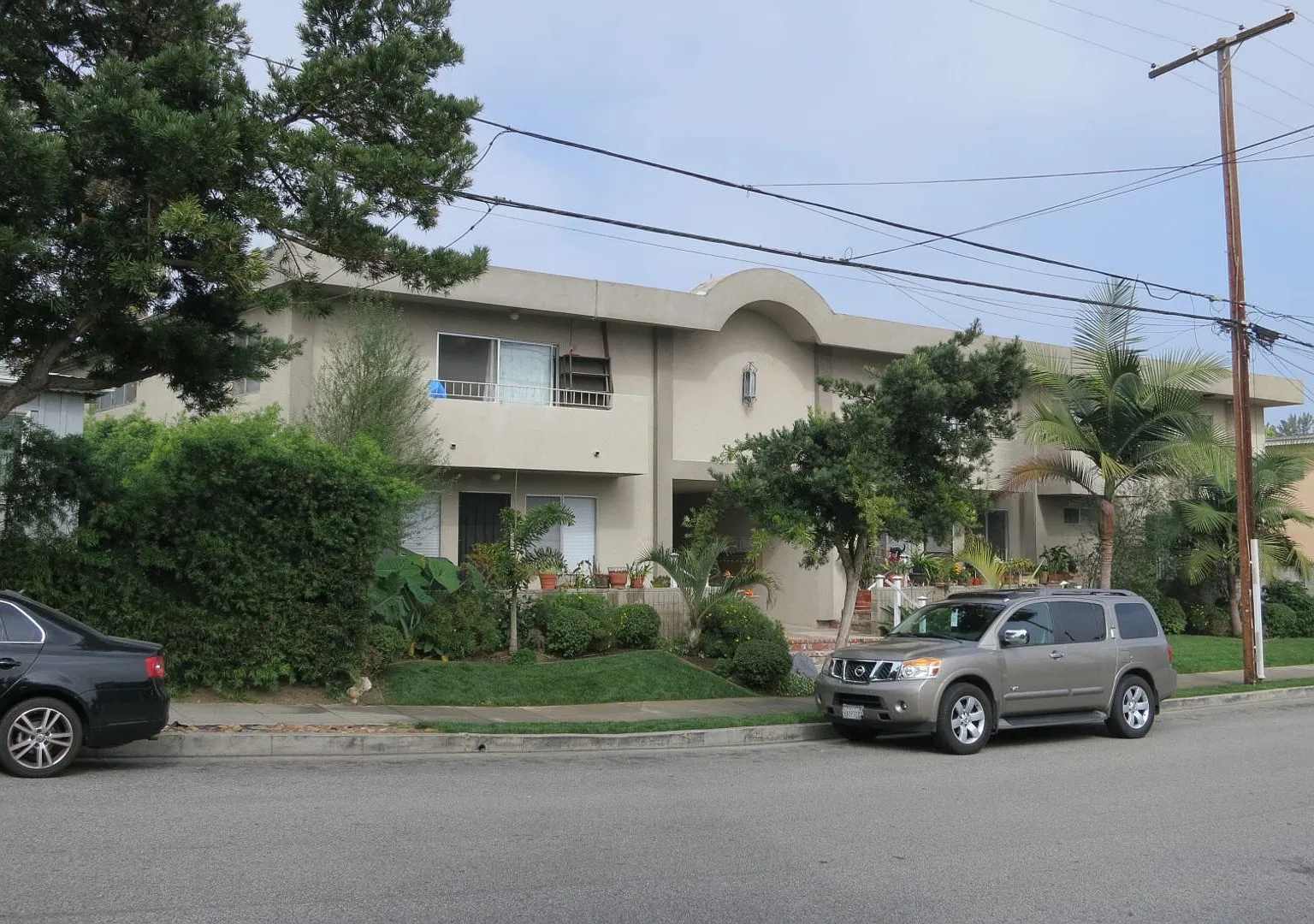 717 Strand Street — Photo 2