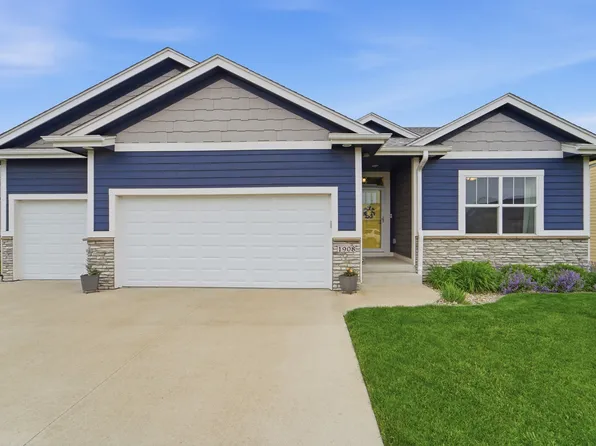 1908 NW Prairie Creek Dr, Grimes, IA 50111