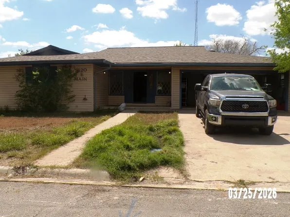 620 E Main, Karnes City, TX 78118