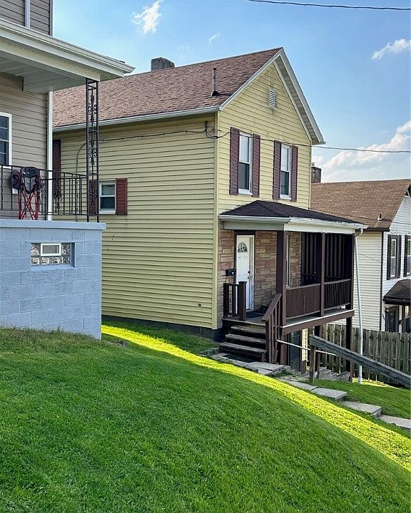 2nd image of 208 McShane St