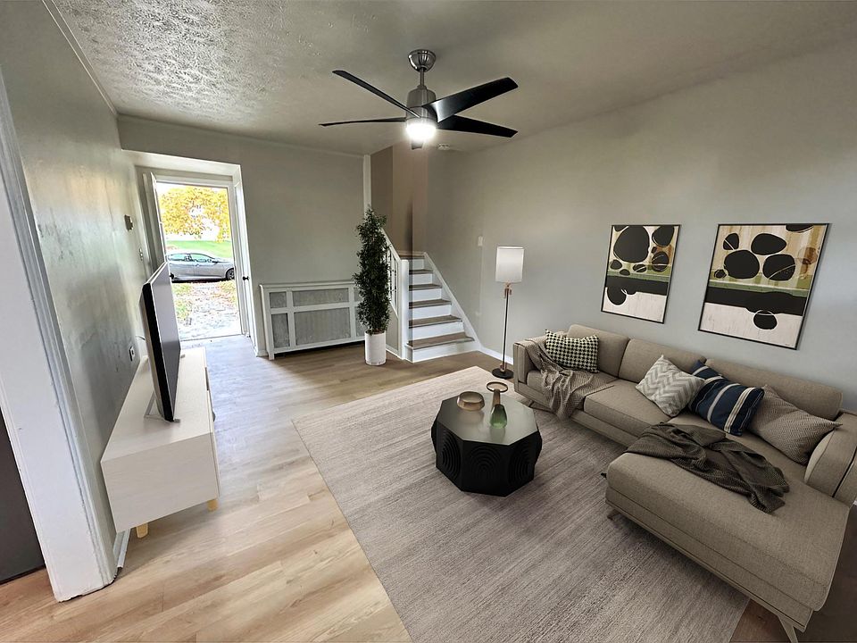 1st image of 37 Farragut Rd