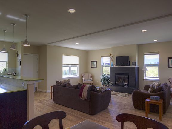 4th image of 416 Enterprise Blvd #24