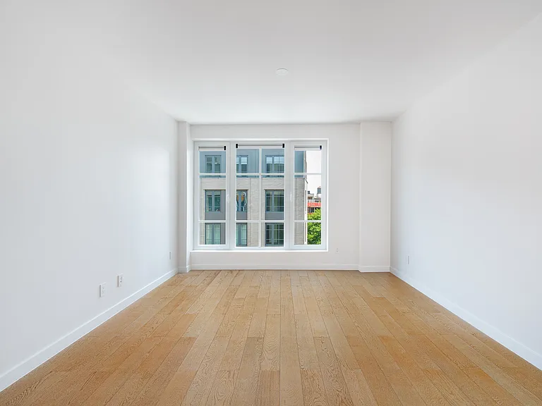 37-26 32nd St #6B — Photo 4