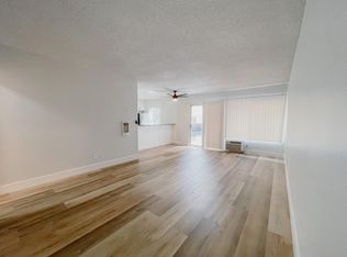 8011 Romaine St APT 113, Los Angeles, CA 90046