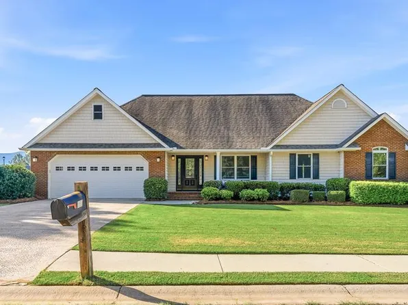11 Hardy St, Chatsworth, GA 30705