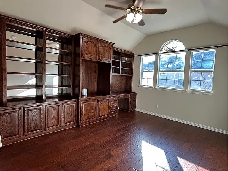 4116 Binley Dr — Photo 16
