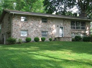 413 Holston Dr, Blountville, TN 37617