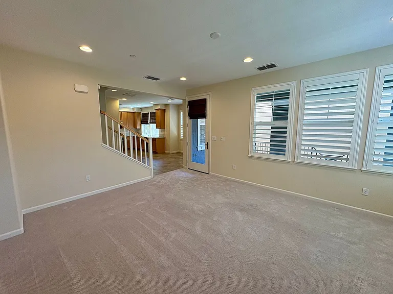 1658 N Pole Pl #1 — Photo 31