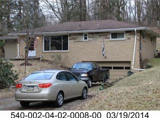 109 Greenbriar Dr, Venetia, PA 15367