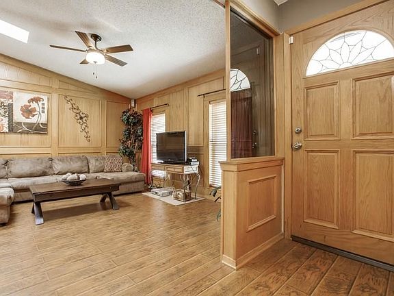 3rd image of 1801 Addington Dr