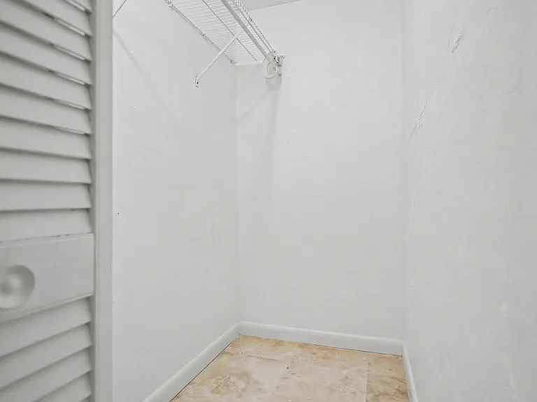 3939 NE 5th Ave #A201 — Photo 23