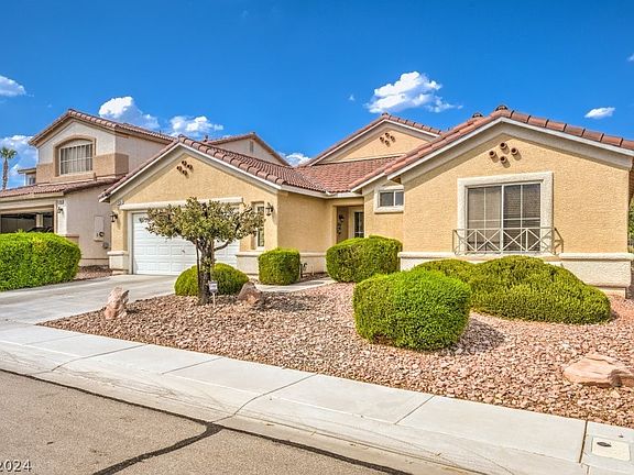 3rd image of 1724 Evening Bluff Pl