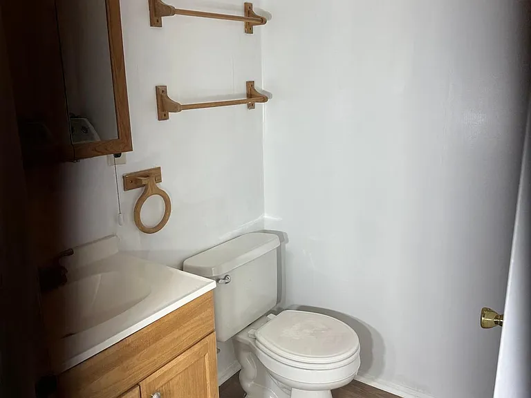 34 Hampton Ct — Photo 11