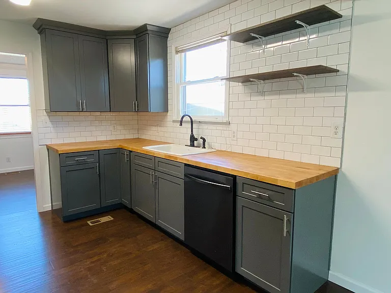 5403 Georgia Ave — Photo 3