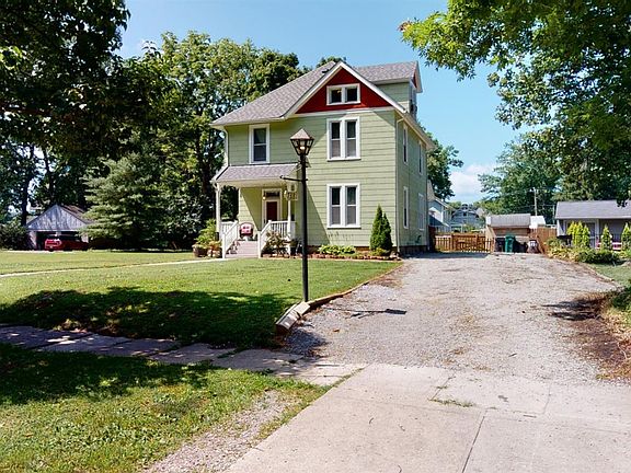 3rd image of 7381 Kirkwood Ln