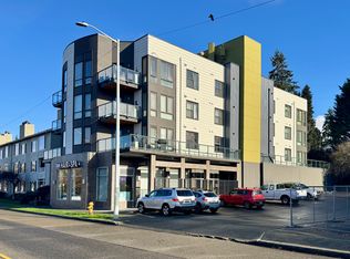 8826 25th Ave SW APT 402, Seattle, WA 98106