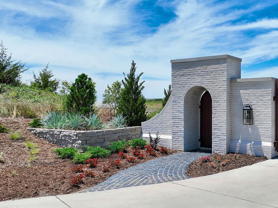 1st image of 12647 E Canongate Cir