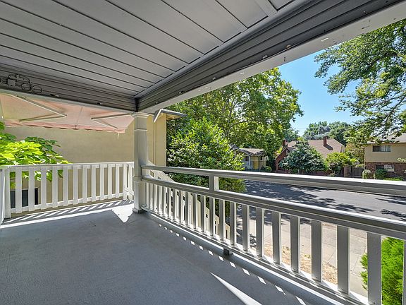 4th image of 2609 D St APT B