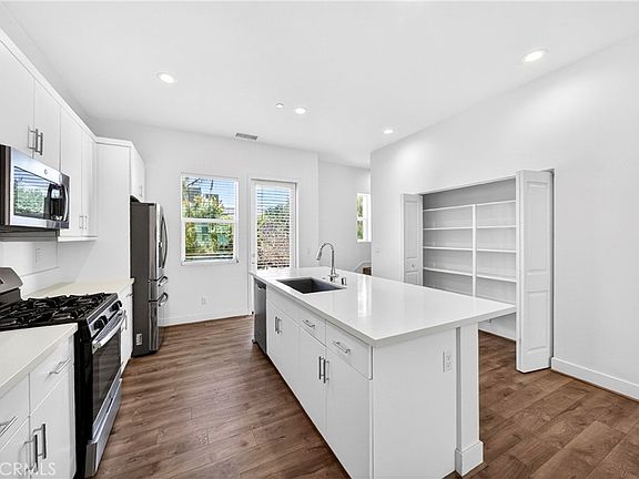 2nd image of 963 E Mason Ln #89