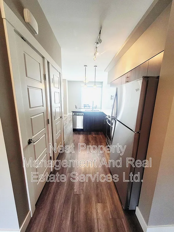 2 bed, 2.0 bath, $2,300 — Photo 3