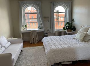 306 Newbury St #4F, Boston, MA 02115