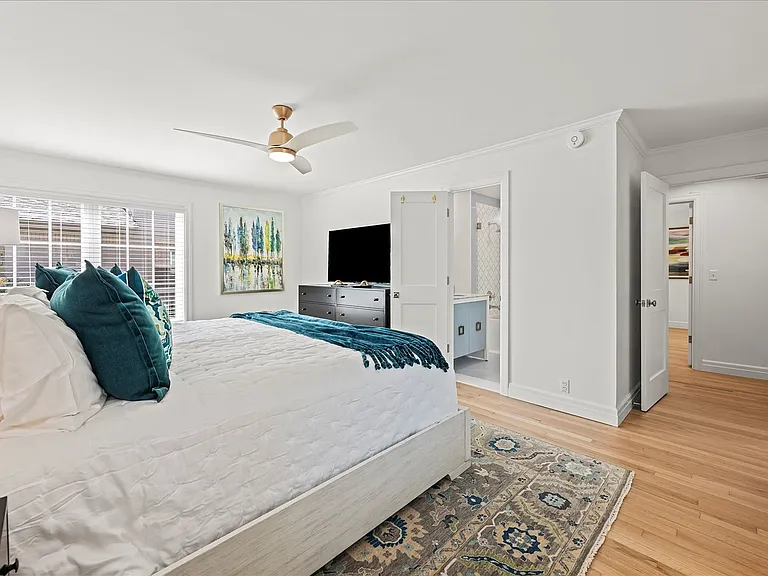 6521 Avondale Dr — Photo 55