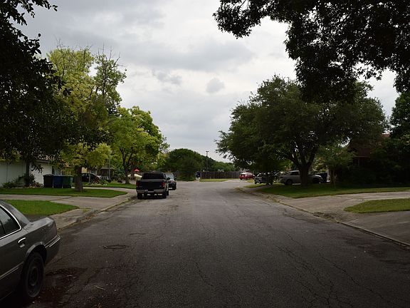 5th image of 12015 Stoney Park