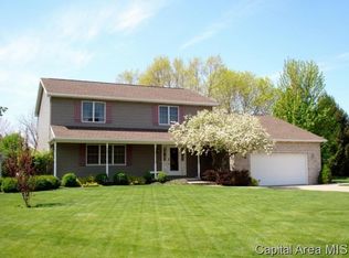 3137 Whitehaven Cir, Galesburg, IL 61401