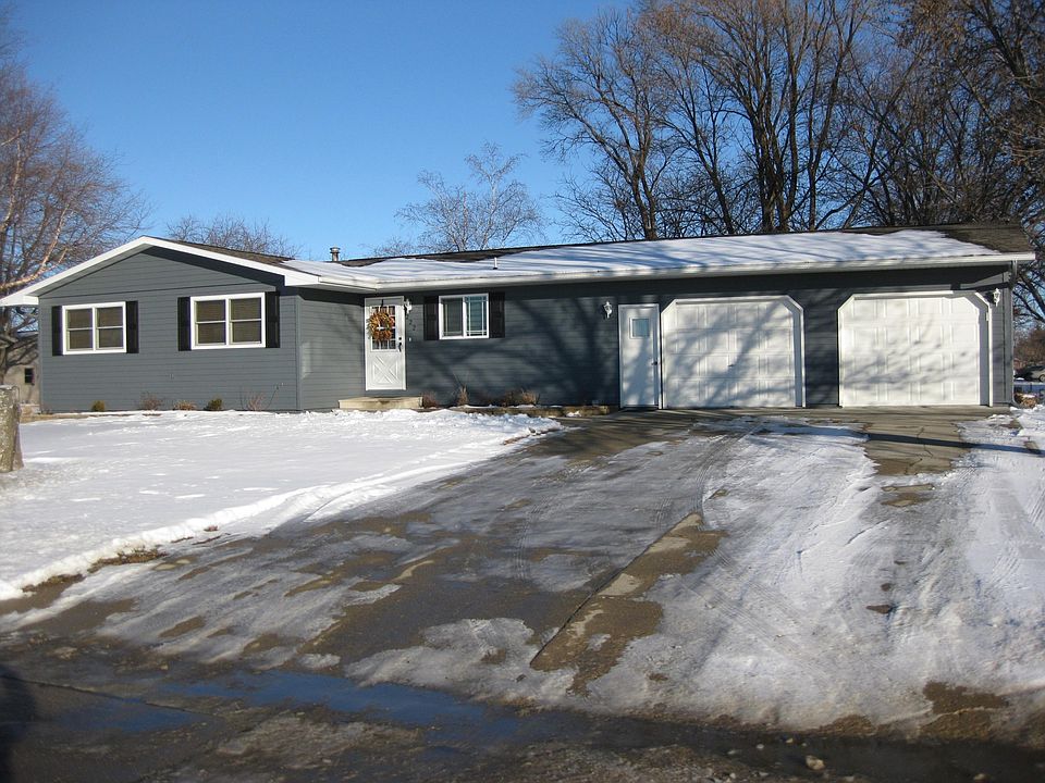 1st image of 222 N Superior St