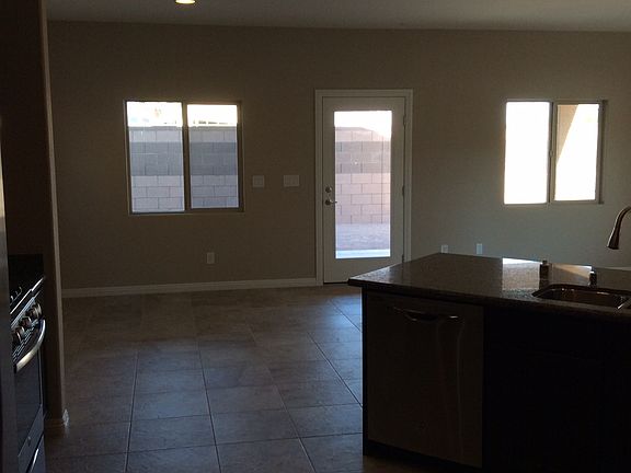 #GuardianRealty 1102 Bradley Bay Henderson Home Rental Family Room_12282020