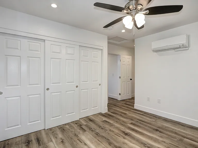 5204 Q St — Photo 13