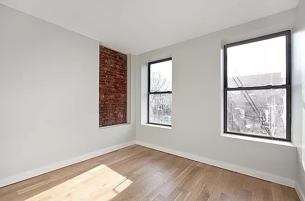 Rented by Nooklyn NYC LLC | media 19