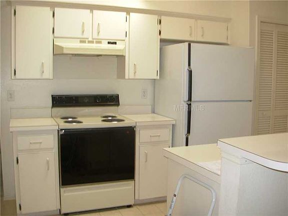 5th image of 3813 Creek Way Ct