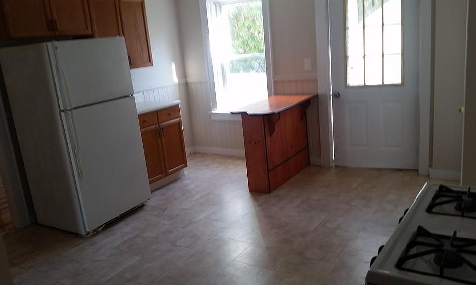 2nd image of 30 North St APT 3