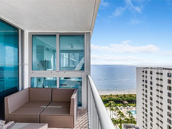 4th image of 2655 Collins Ave APT 2204