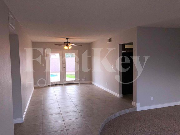 3rd image of 1721 W Saint Moritz Ln