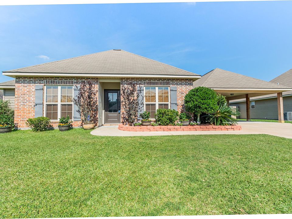 1st image of 208 Ennis Dr