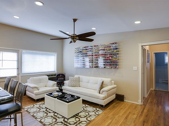 2nd image of 4 Rose St #7-2A