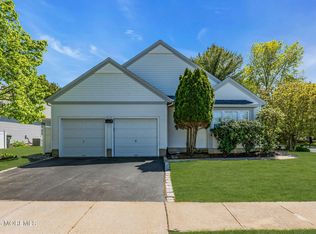 2 Bedford Court, Manchester, NJ 08759
