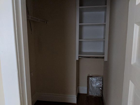 Walk-in closet