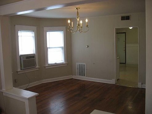 5th image of 3931 Scarritt Ave APT 2