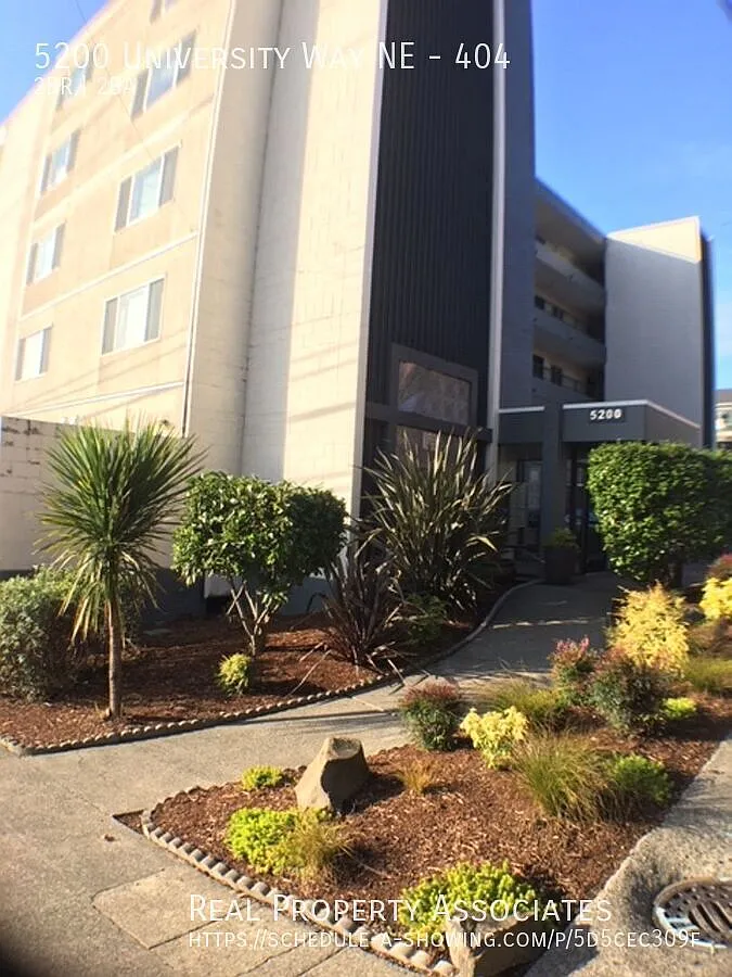 *City Views* -2b/2b Largecorner & Bright Apartment In The University District - Avail 9/12/23 - U... — Photo 1
