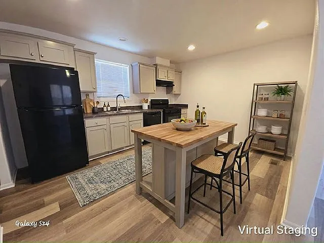 825 N Lamb Blvd #247 — Photo 2