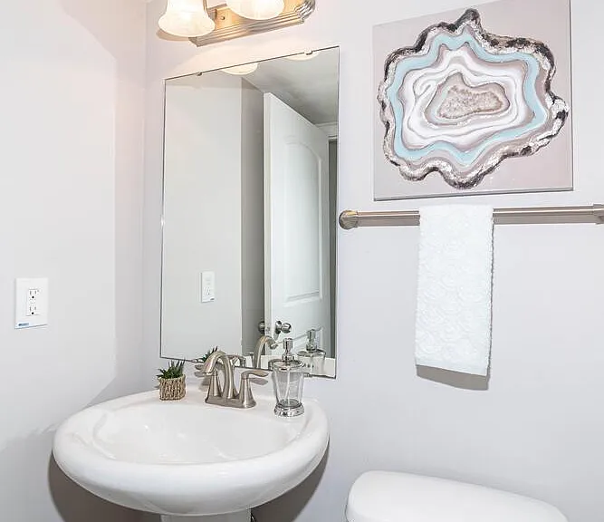 11081 Sanders Dr — Photo 15