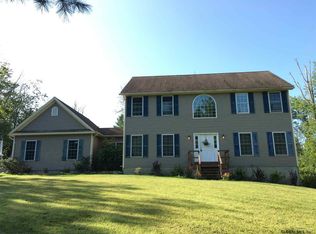 156 2nd Dyke Rd, Averill Park, NY 12018