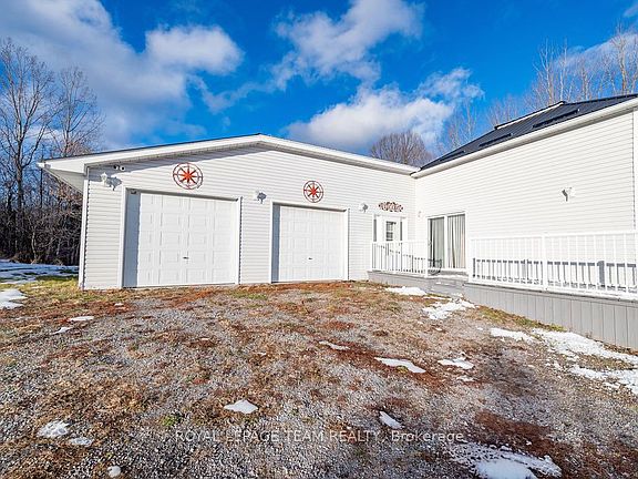 3rd image of 1150 Constant Lake Rd