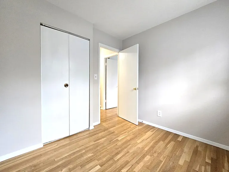 5115 Bangor Dr — Photo 17