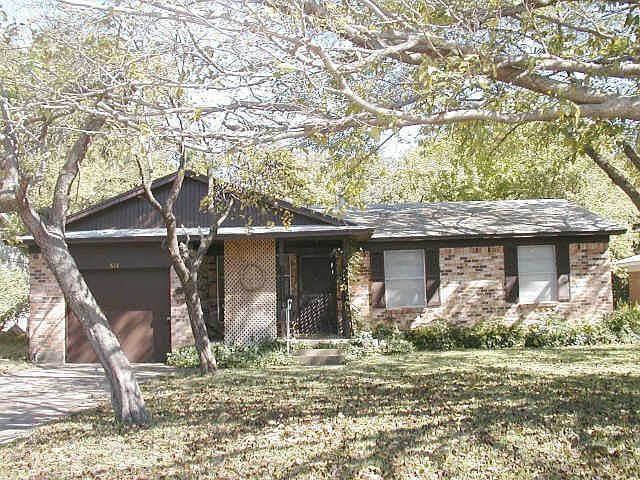 1st image of 618 Dawson Dr